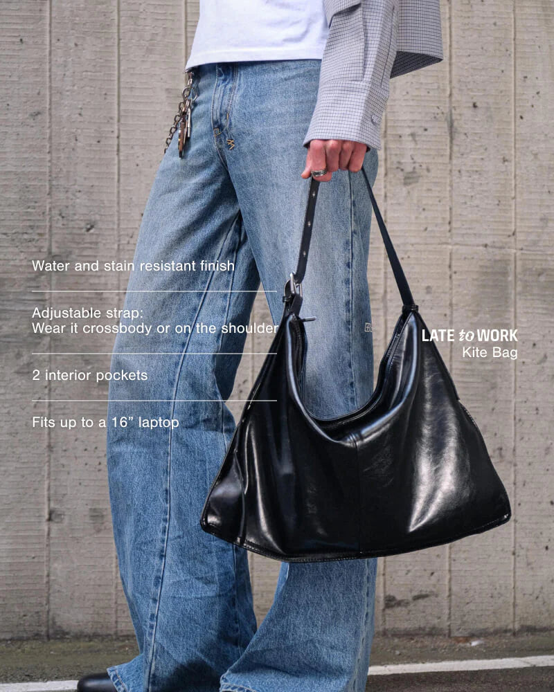 Kite Crossbody Bag: Black